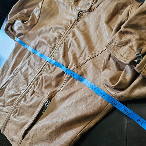 Forever 21 Brown Vegan Leather zip up Bomber jacket Roughing on arms size M - Picture 7 of 8
